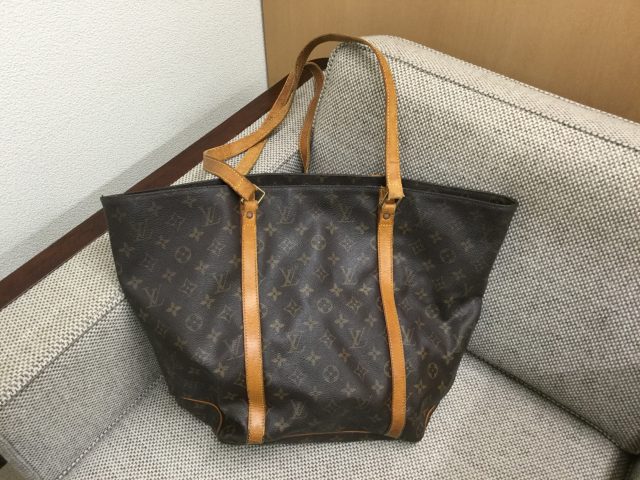 「ルイ・ヴィトン モノグラム スピーディー40 M41106/ショッピングショルダーM51108」買取させていただきました。 – リサイクル