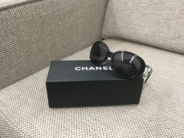 「シャネル CHANEL CCマーク カメリアサングラス ＆ ピアス」買取させていただきました。 – リサイクルショップバイキング｜富山県