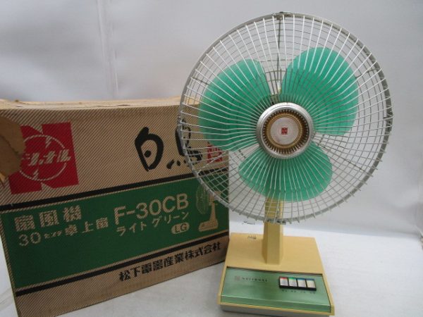 ナショナルレトロ扇風機　F 30CB 【ジャンク品　直せる方へ　昭和レトロ】